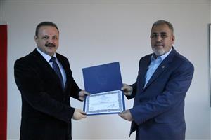 ASÜ İyi Bir Altyapıya ve Değerli Bir Kadroya Sahip 